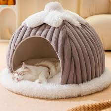 The Complete Cat Supplies List: Cat Beds, Fountains, Feeders, Food and Litter